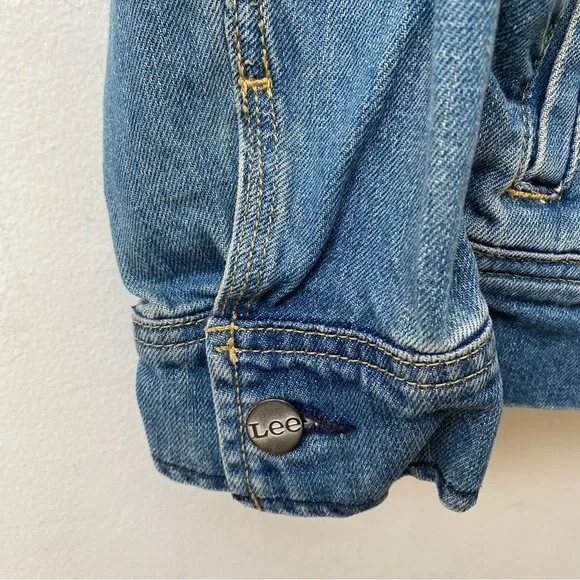 90s Vintage Lee Denim Trucker Jean Jacket